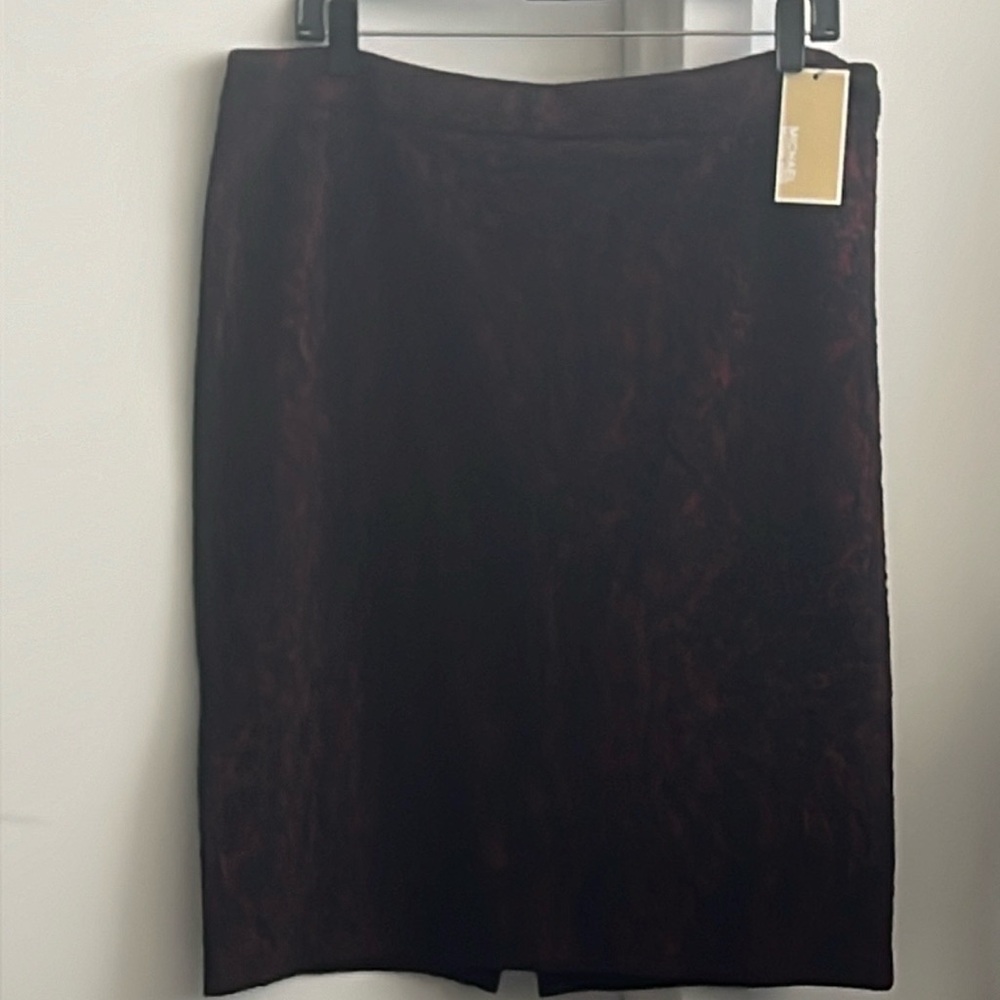 Micheal Kors skirt. Business casual. Burgundy with black design